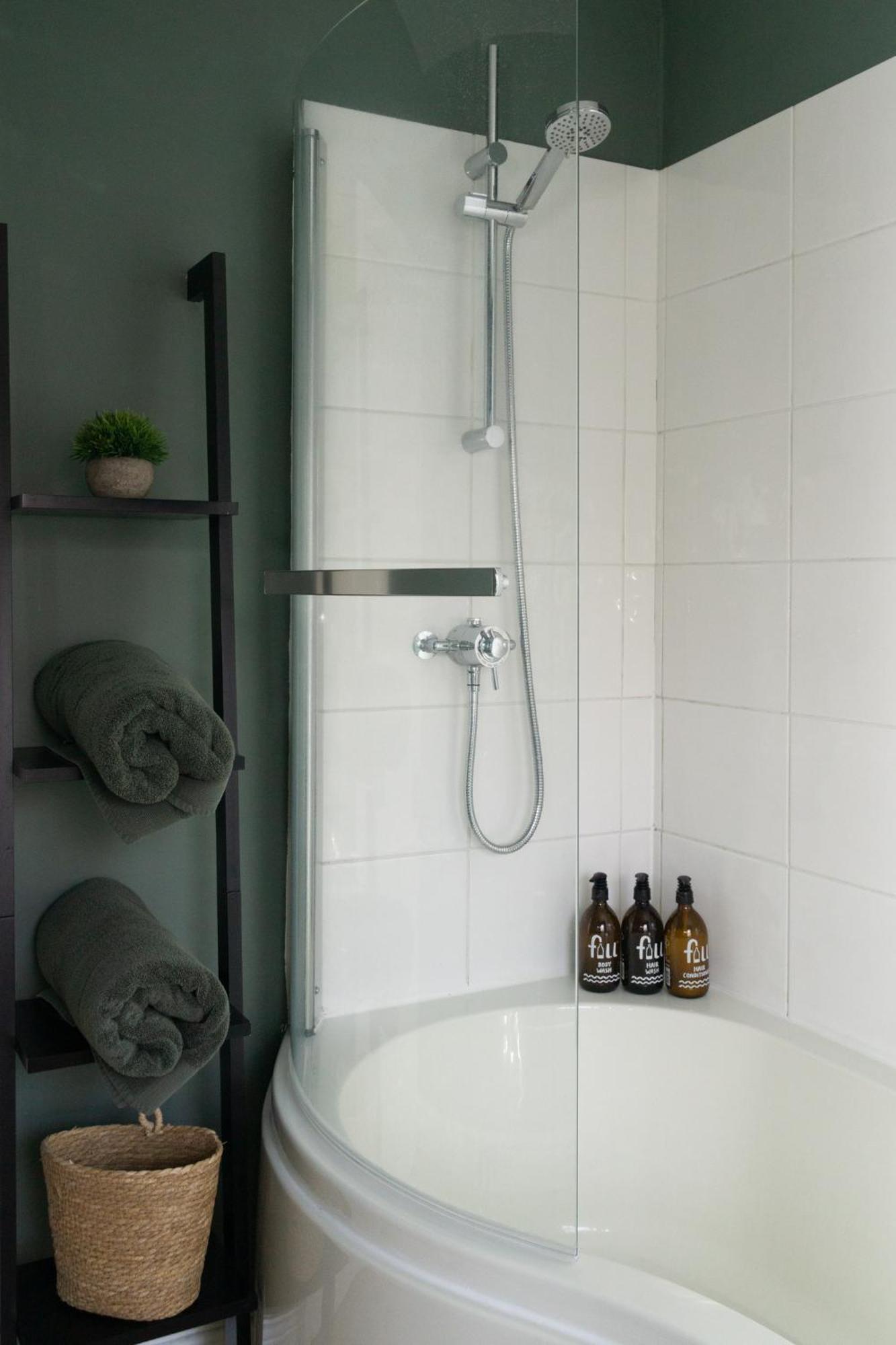 شقة Townhouse In Trendy Suburb Of Hoole تشيستر المظهر الخارجي الصورة